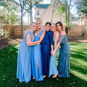 Lulus bridesmaid dress. Worn once. size small